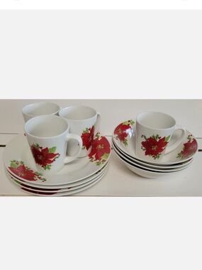 Poinsettia Dinnerware Set- 12 piece
